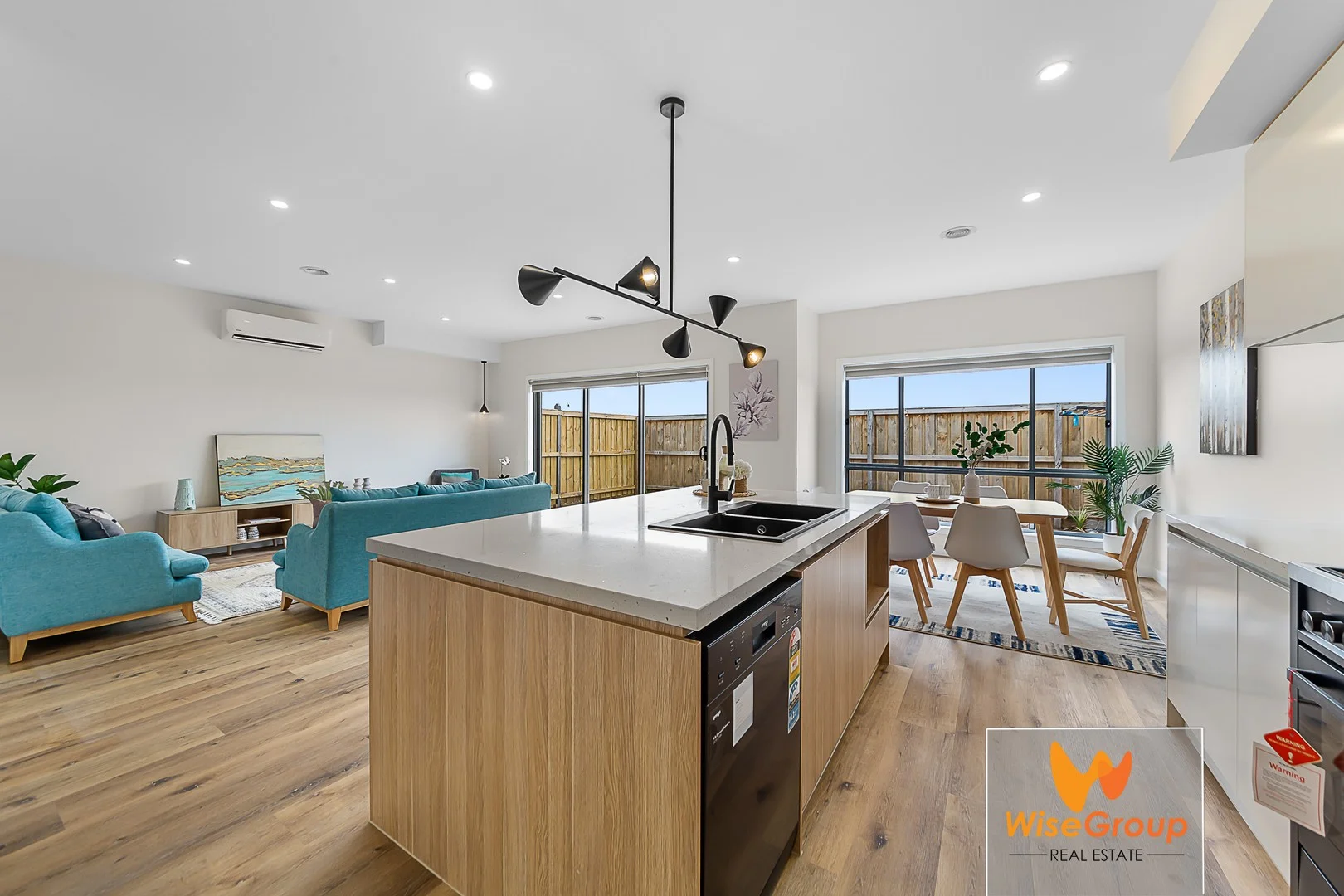 58 Verbena Boulevard, Clyde VIC 3978