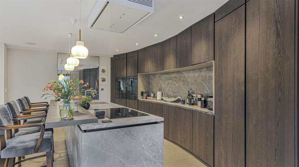 Additional image 12 of Penthouse, The Avenue Branksome Park