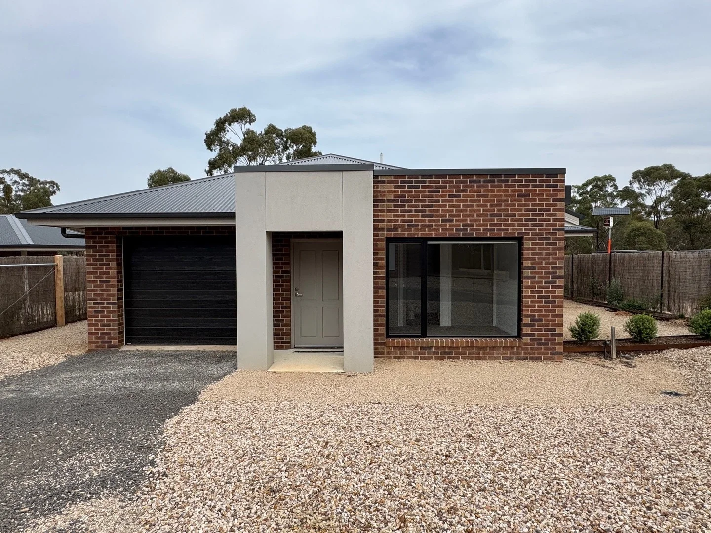 1/114 Majorca Road, Maryborough VIC 3465