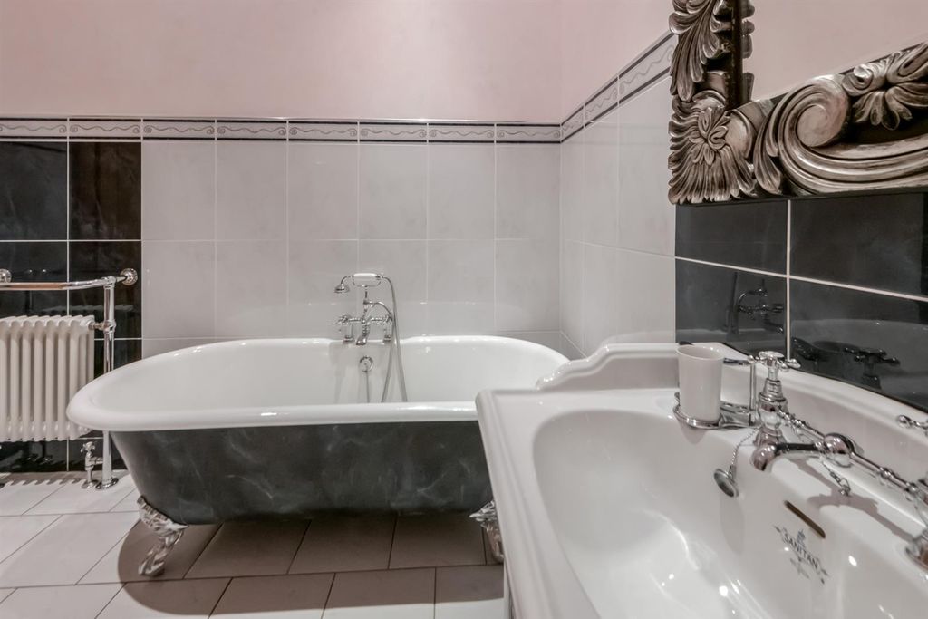 Additional image 30 of 3 bed flat for sale4 The Mansion House, Dollarbeg Park, Dollar FK14