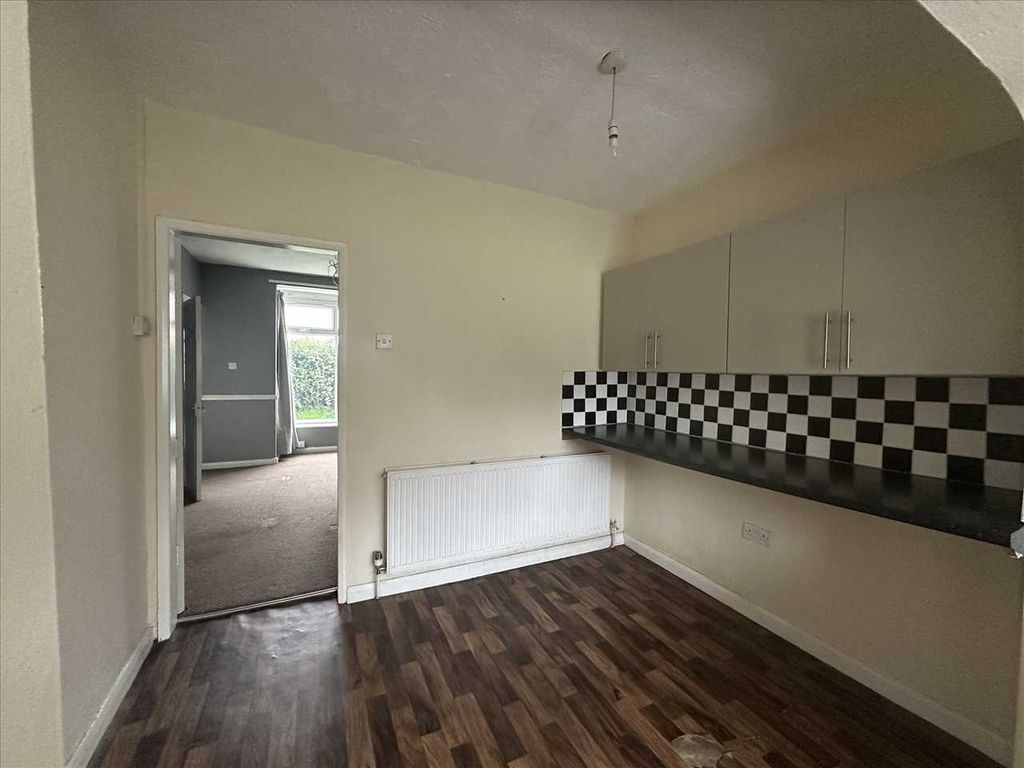 Additional image 5 of 3 bed semi-detached house for saleSt John's Road, Scunthorpe DN16
