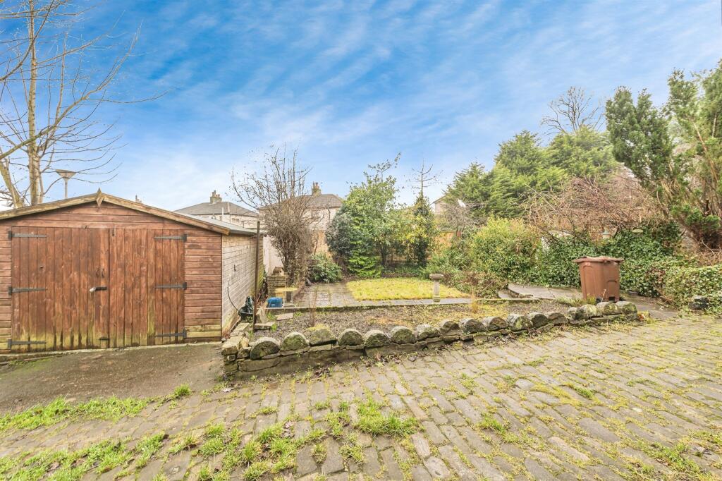 Additional image 15 of Henderson Place, Bradford