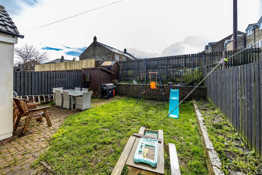 Additional image 24 of Northfield Road, Bradford