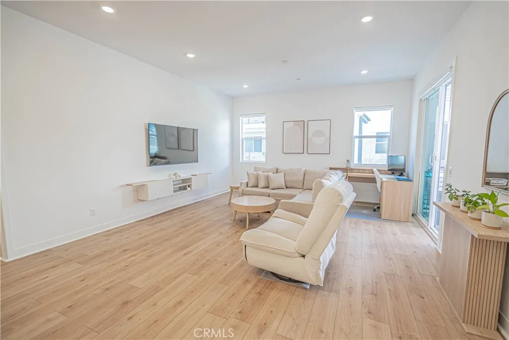Additional image 75 of 27212 Diamond Peak Lane Unit 203, Valencia, CA 91381