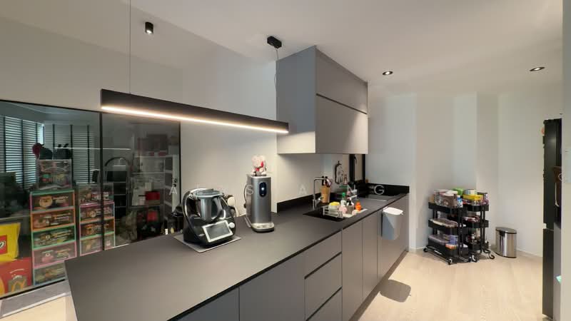 66 Bayshore Road photo 2