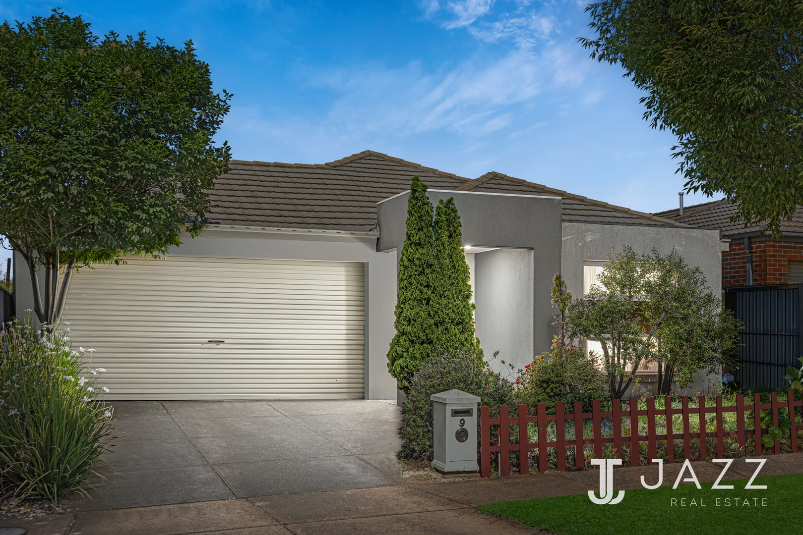 9 Barwick Gardens, Point Cook VIC 3030 photo 4