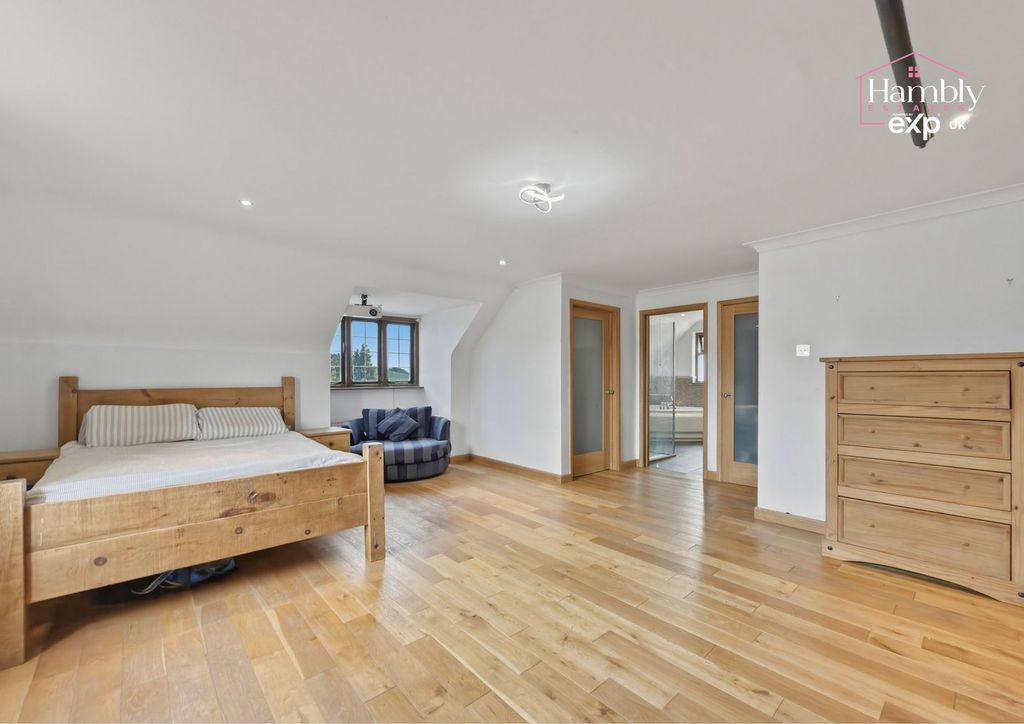 Additional image 17 of 6 bed detached house for salePenyrheol, Pontypool NP4