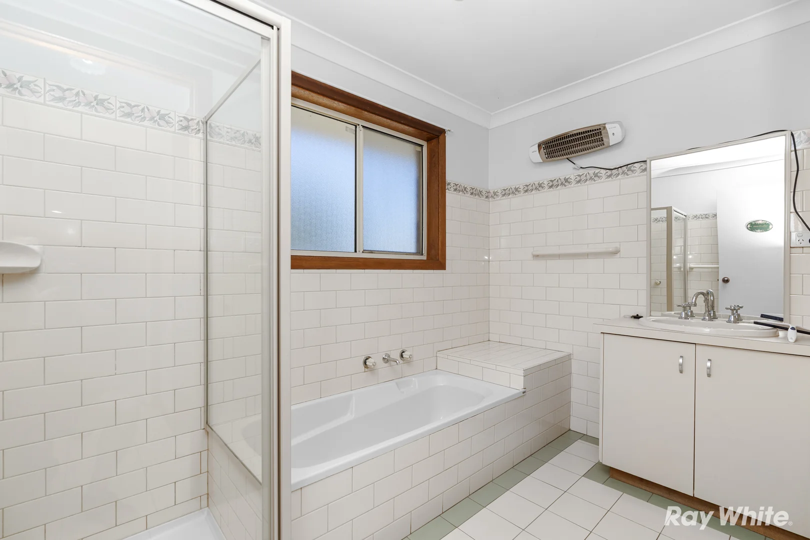 Additional image 11 of 75 Dalman Parkway, Glenfield Park NSW 2650