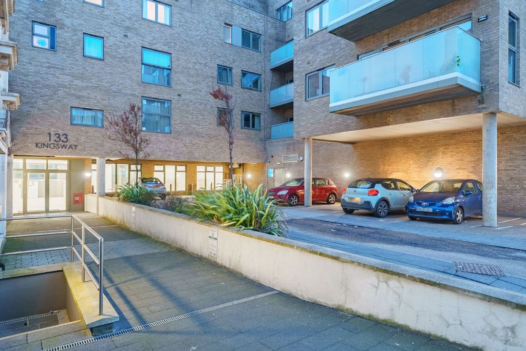 Additional image 27 of 3 bed flat for saleKingsway, Hove BN3