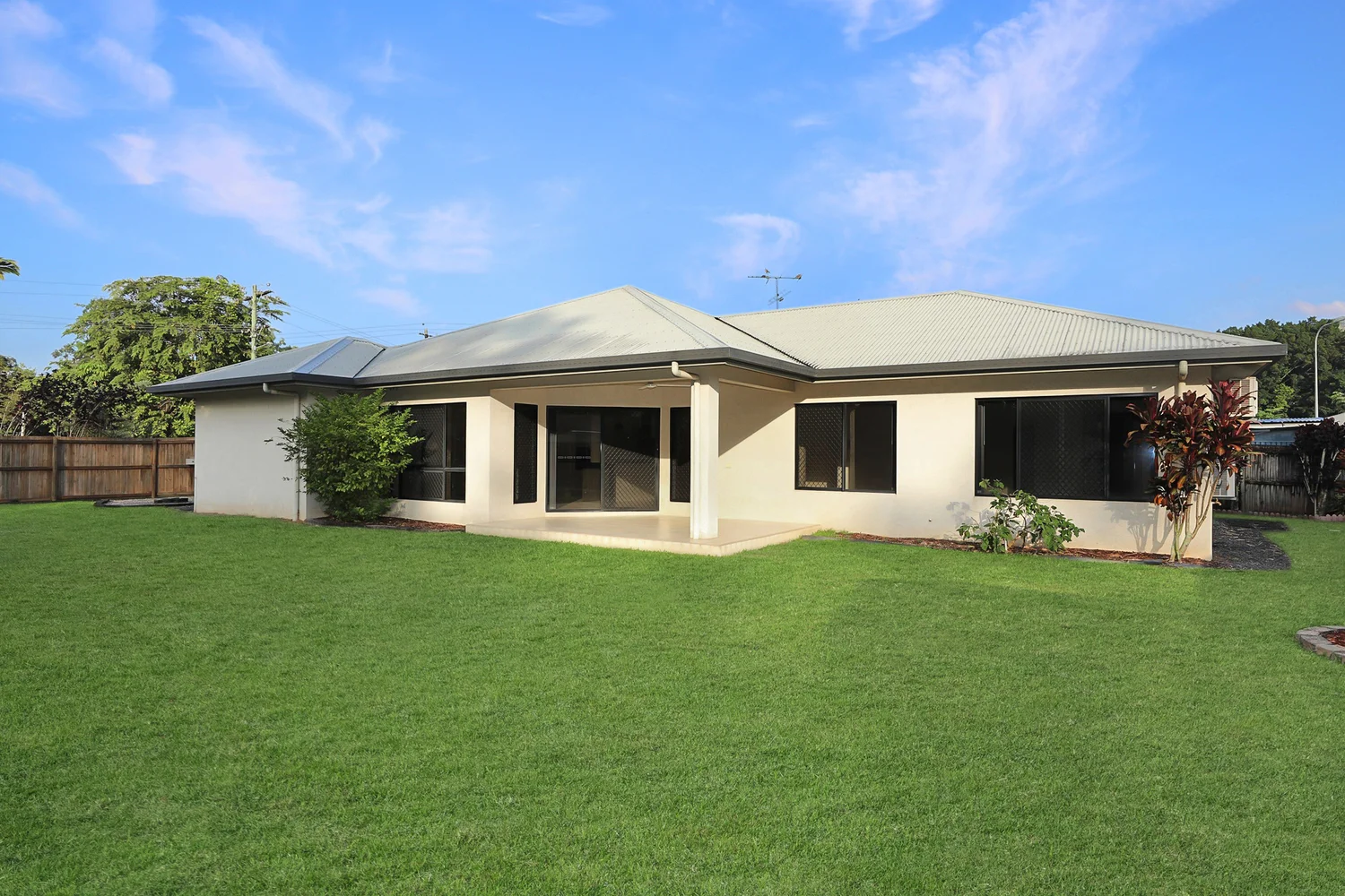 Additional image 4 of 1 Kingsley Close, White Rock QLD 4868