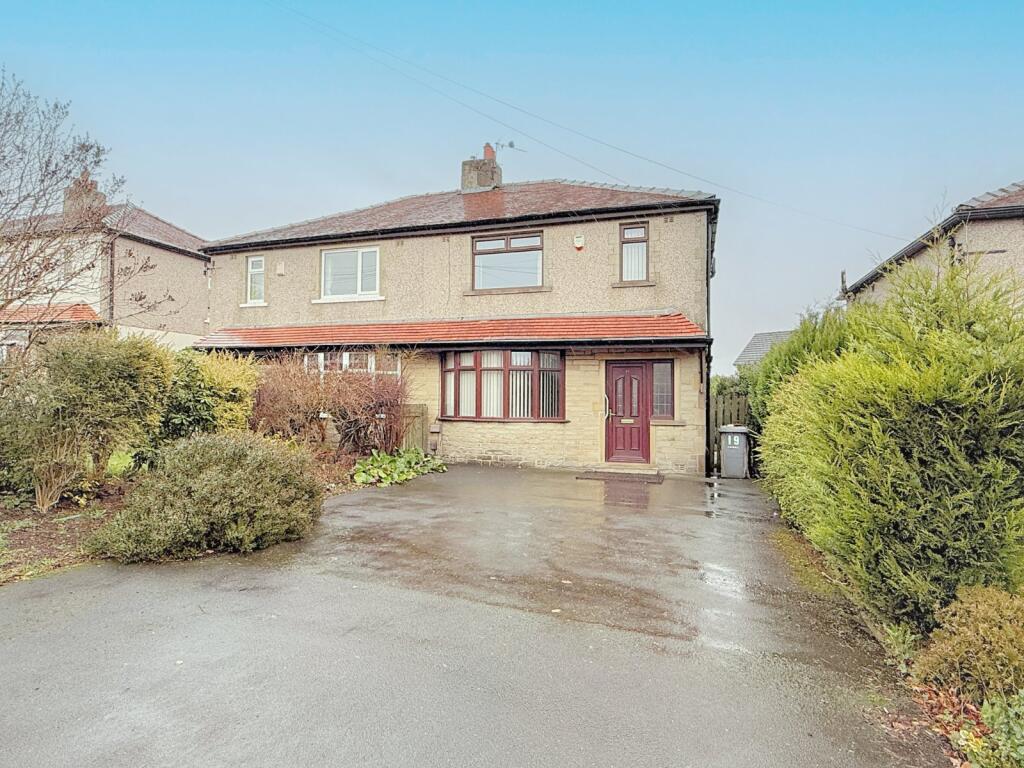 Royds Hall Lane, Off Halifax Road, Bradford, BD6