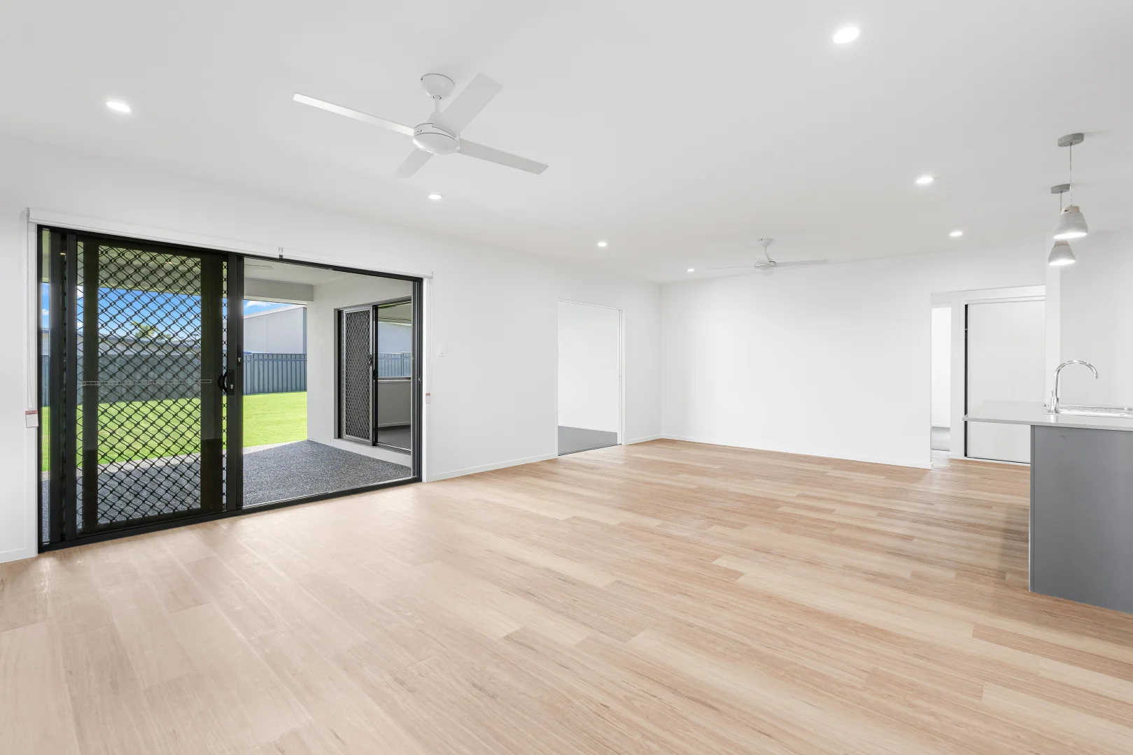 Additional image 19 of 7 Woodruff Crescent, Nikenbah QLD 4655