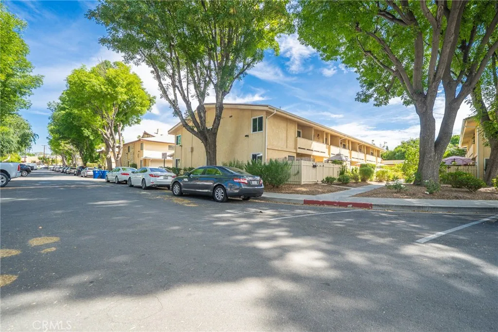 Additional image 12 of 8120 Canby Ave #6, Reseda, CA 91335