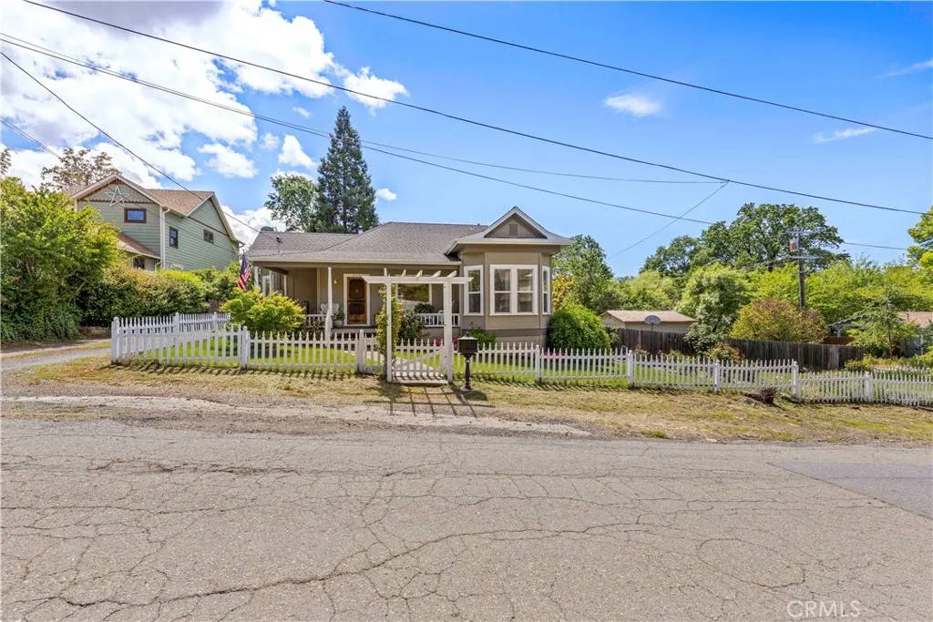 Additional image 50 of 355 1st St, Lakeport, CA 95453