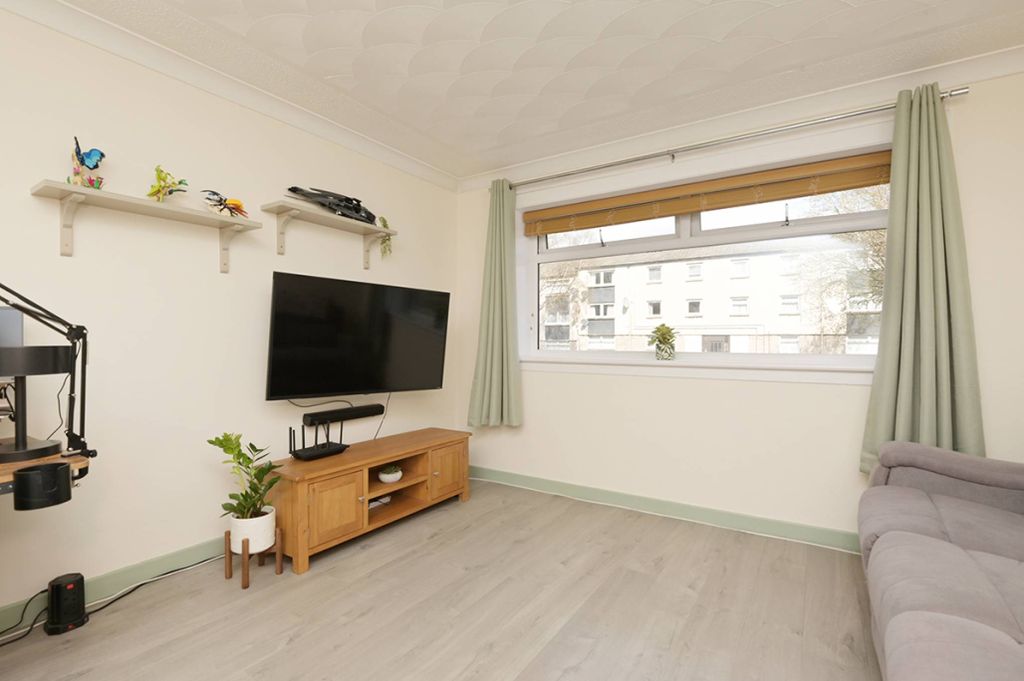 Additional image 2 of 2 bed flat for saleSunnyside Street, Camelon, Falkirk FK1