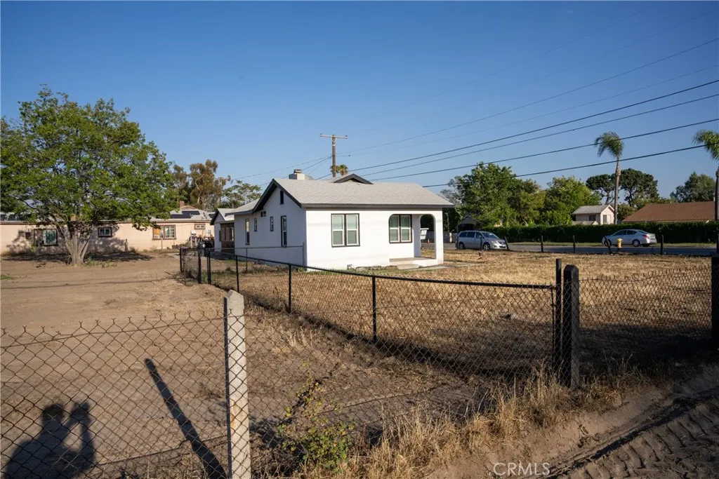 Additional image 77 of 2505 N State St, San Bernardino, CA 92407