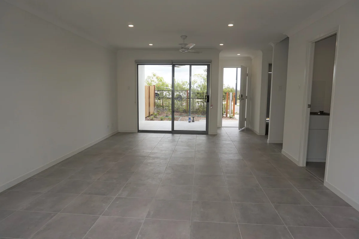 Additional image 6 of 464 Grande Avenue, Spring Mountain QLD 4300