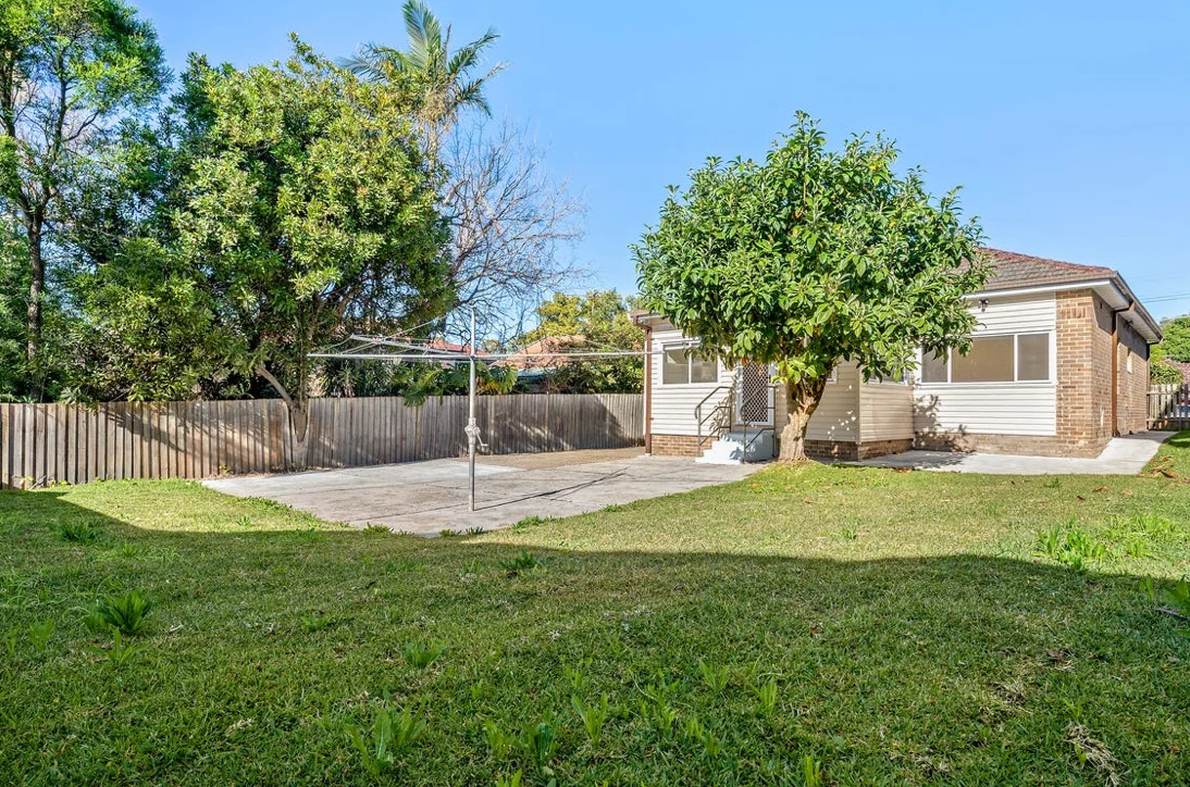17 Argyle Ave, Ryde NSW 2112 photo 3