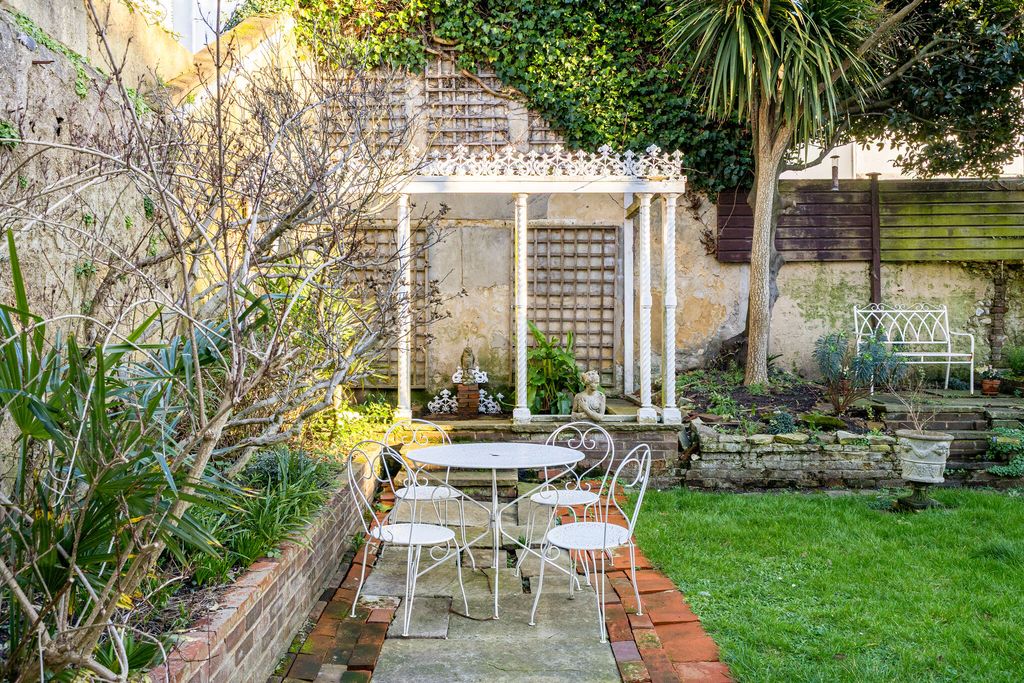 Additional image 28 of 6 bed semi-detached house for saleMontpelier Villas, Brighton BN1