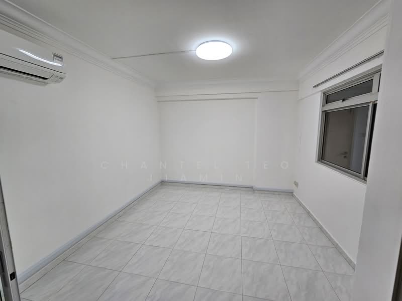 271 Pasir Ris Street 21 photo 5