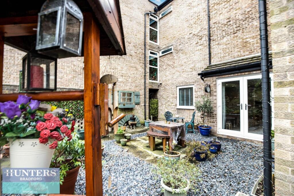 Additional image 3 of Frizley Gardens, Frizinghall, Bradford, West Yorkshire, BD9 4LY