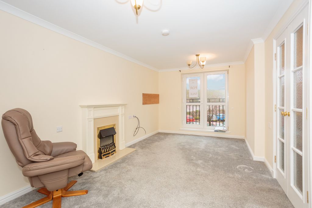 Additional image 3 of 2 bed flat for saleGlebe Street, Dumfries DG1