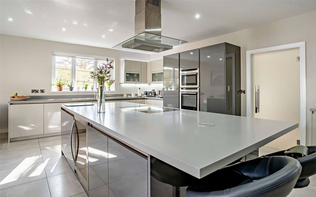 Additional image 12 of 6 bed detached house for saleSwiss Valley, Llanelli, Carmarthenshire SA14