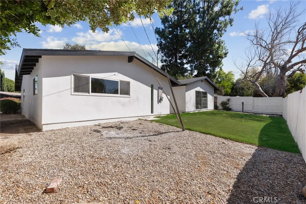 Additional image 29 of 23312 Ostronic Dr, Woodland Hills, CA 91367