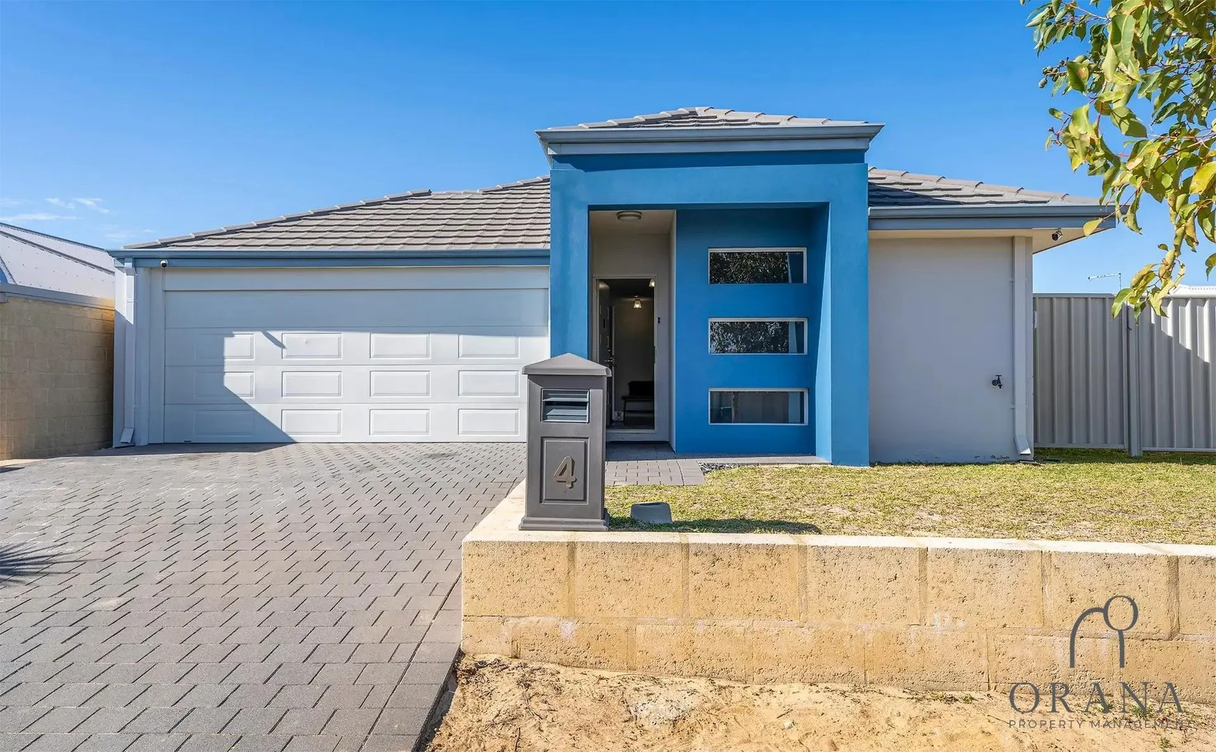 4 Cooralya Avenue, Golden Bay WA 6174