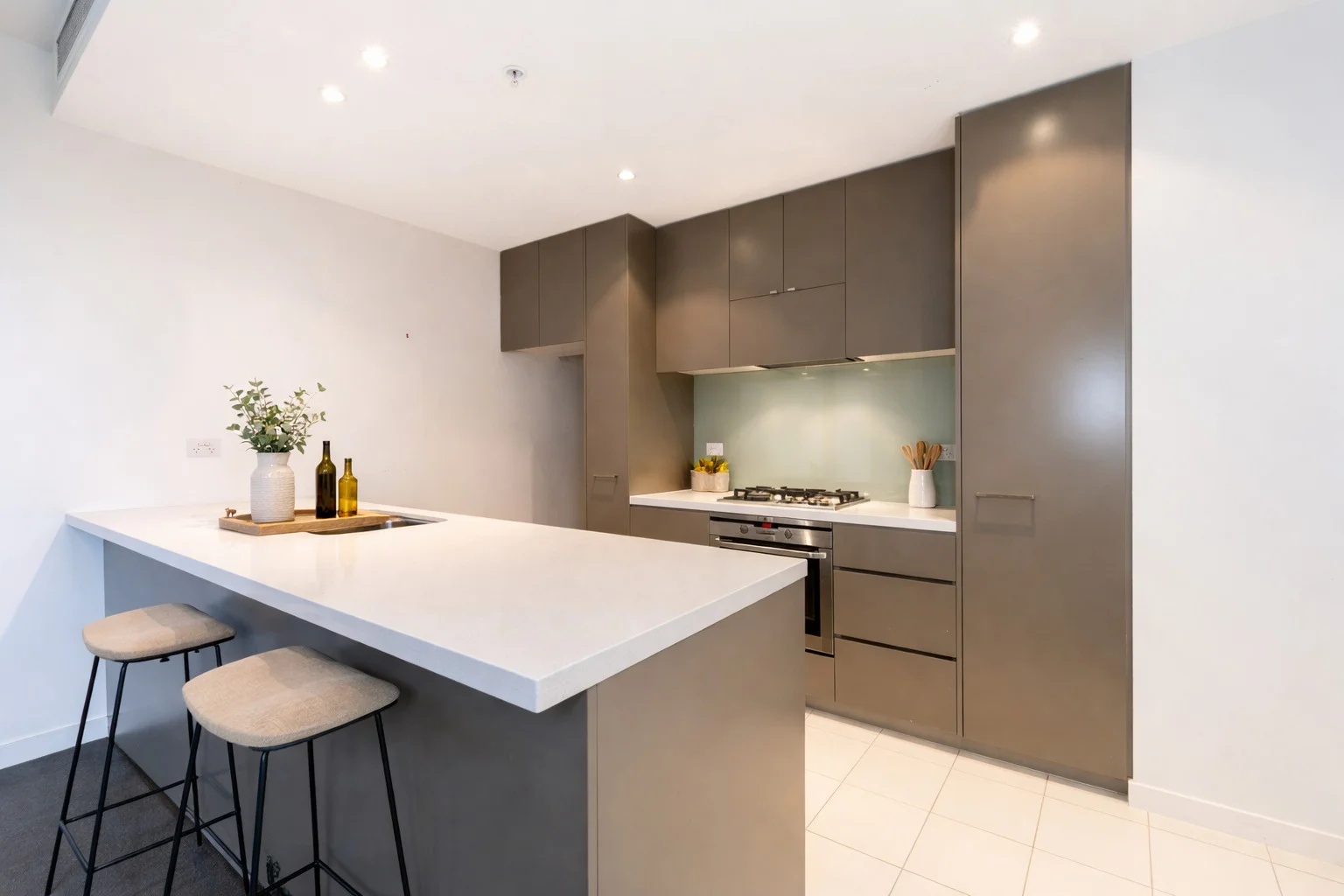 Additional image 2 of 317/55 Queens Road, Melbourne VIC 3004
