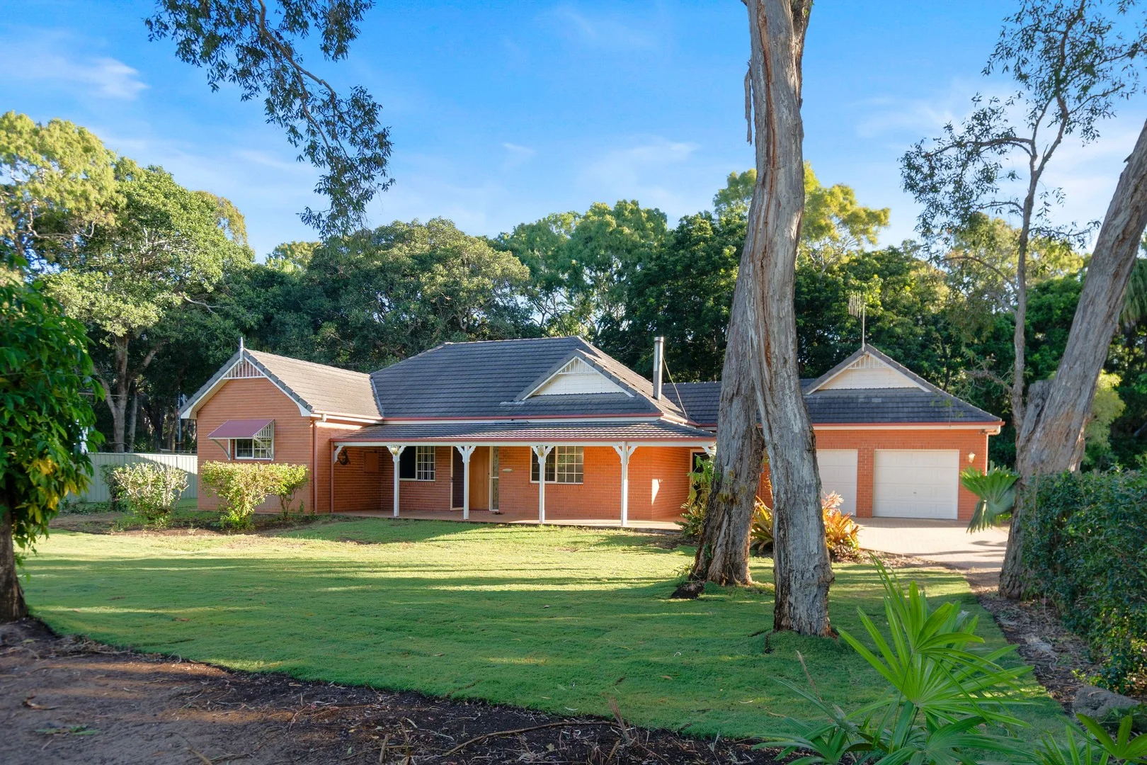 35 Sylvan Drive, Moore Park Beach QLD 4670