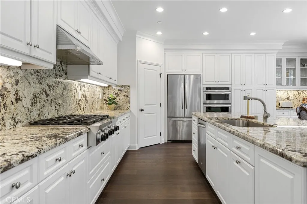 Additional image 52 of 45 Triana, Irvine, CA 92618