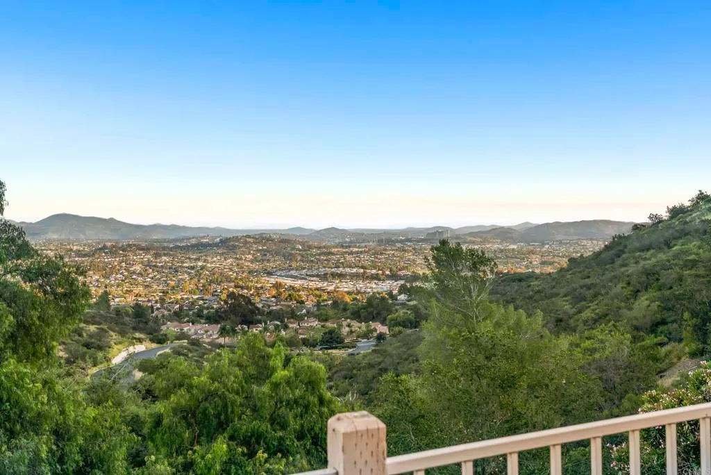 Additional image 16 of 2219 View Crest Glen, Escondido, CA 92026