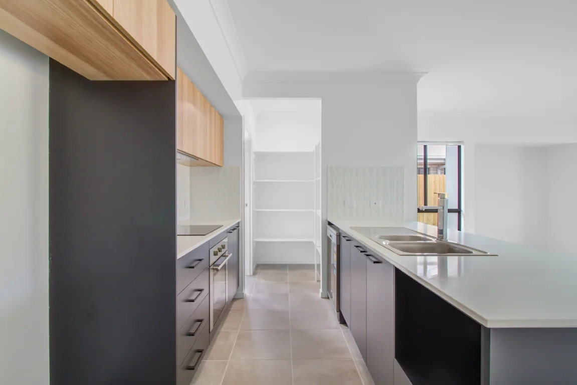 Additional image 4 of 11 Point Avenue, Victoria Point QLD 4165