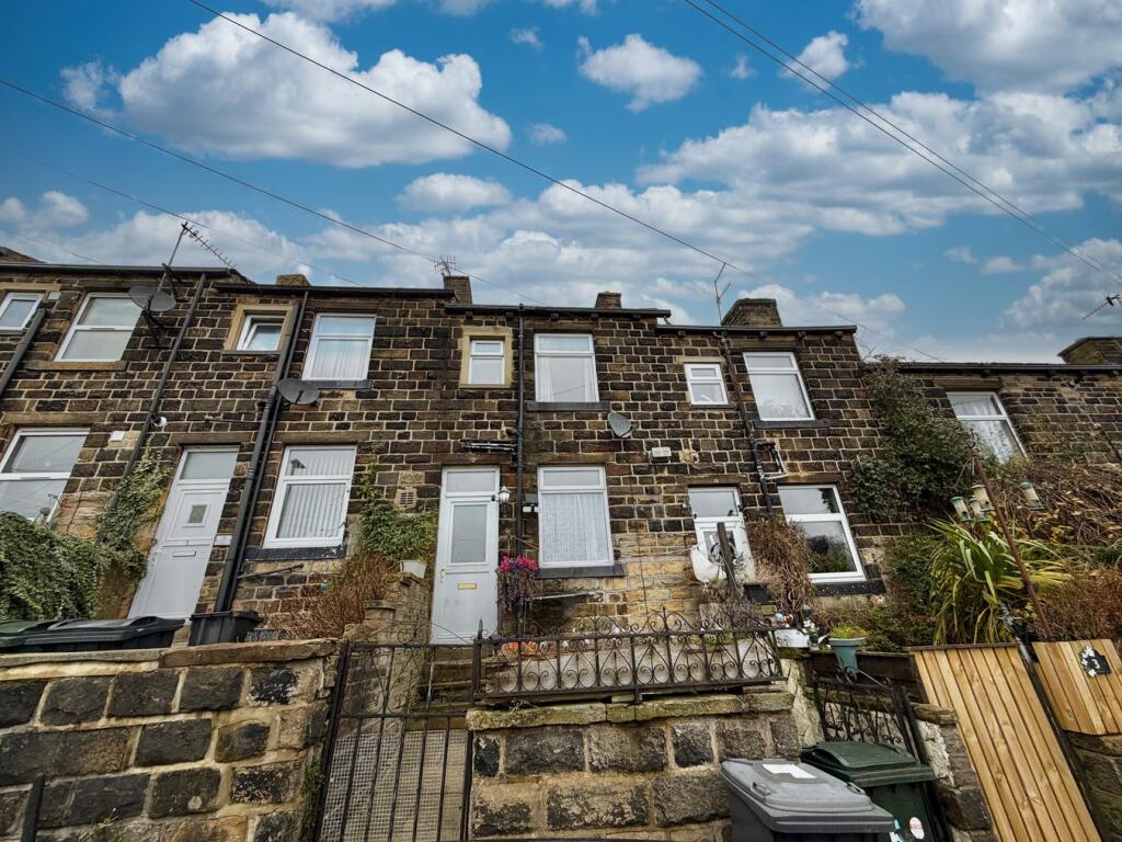 Poplar Terrace, Keighley, BD21
