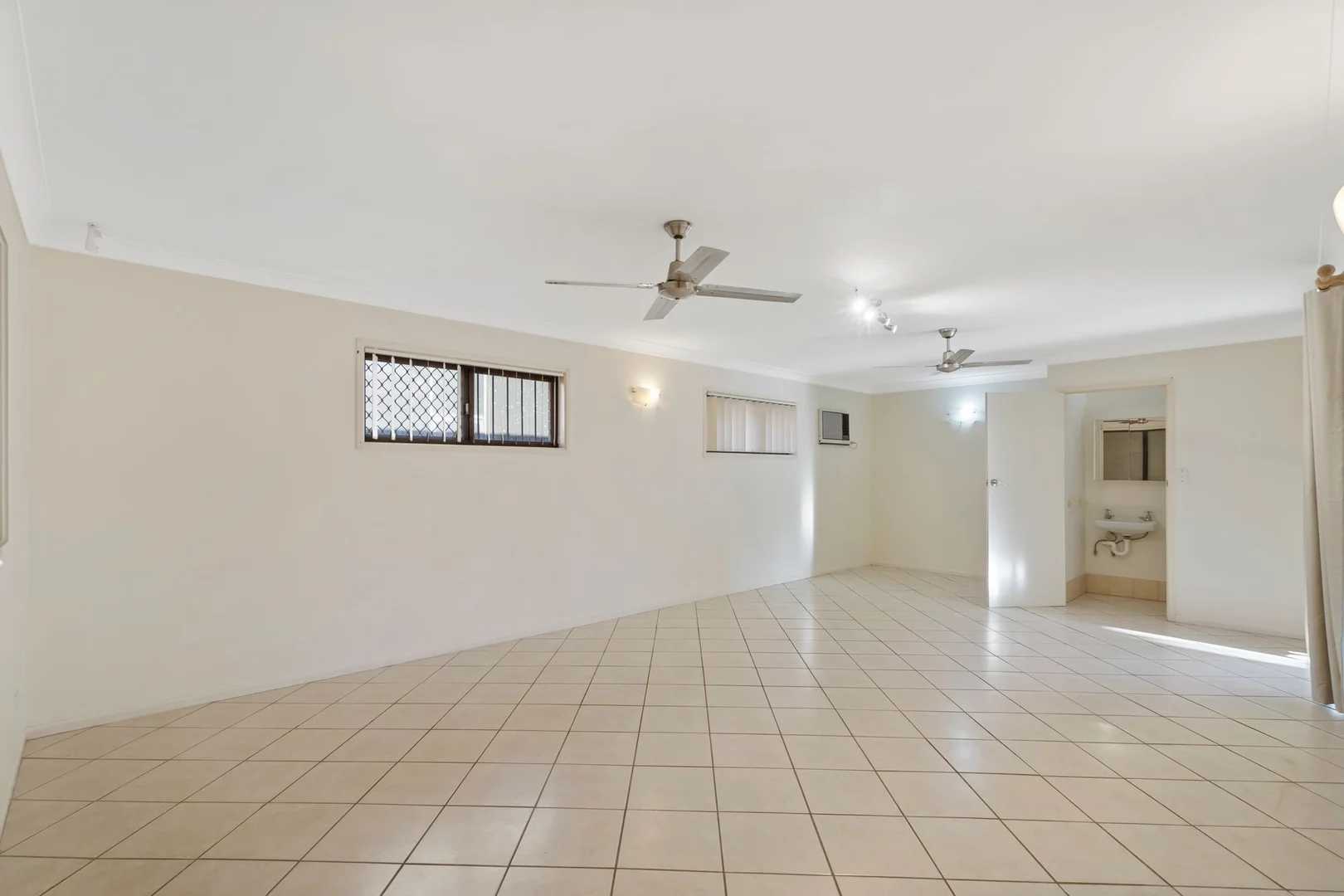 Additional image 10 of 25 Mulgowie St, Sunnybank QLD 4109