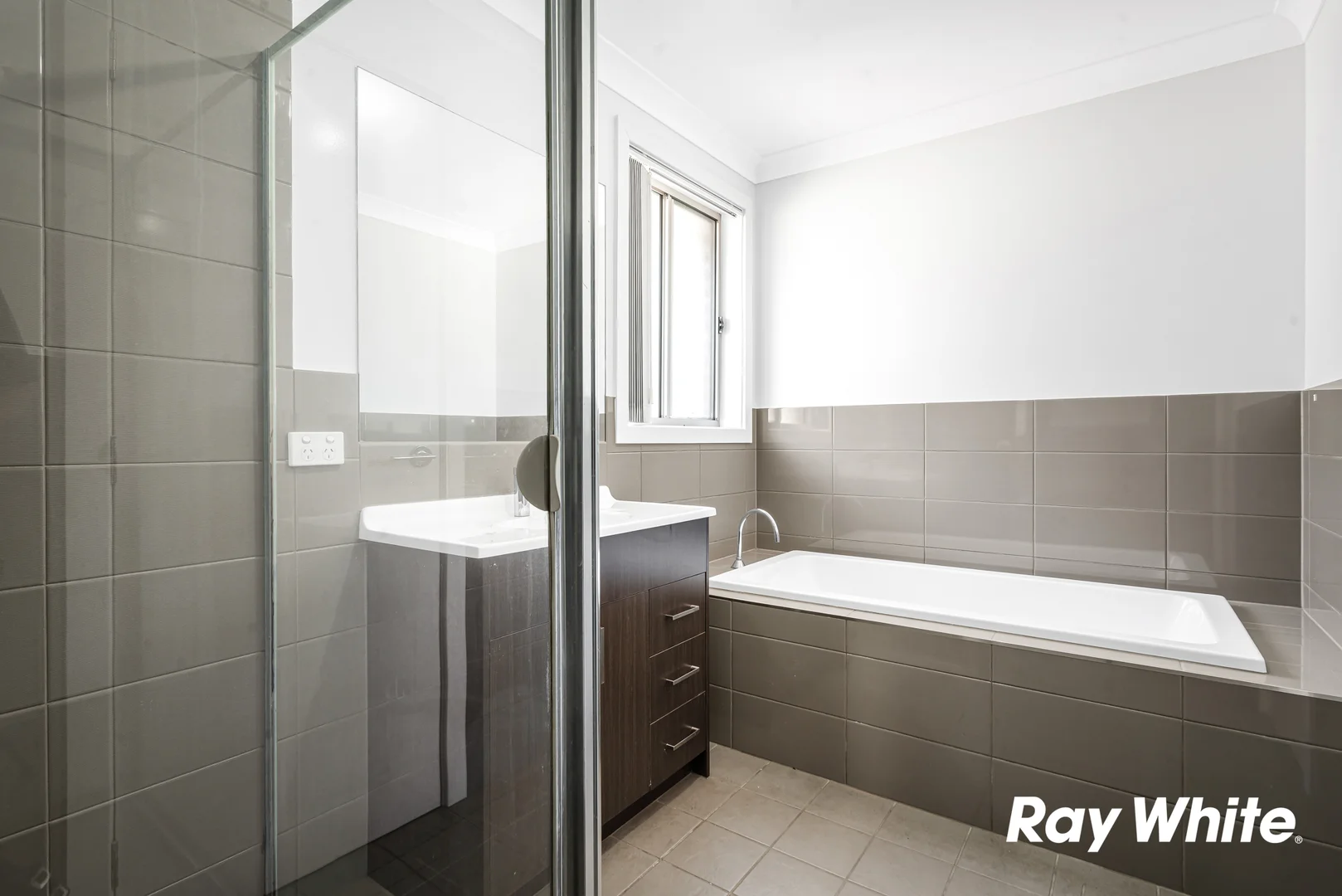 Additional image 11 of 52 Pimlico Crescent, Colebee NSW 2761