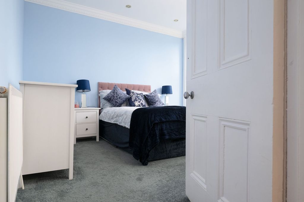 Additional image 11 of 3 bed flat for saleFinnart Street, Greenock PA16