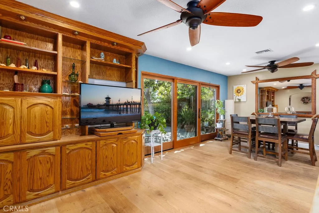 Additional image 12 of 8222 Prestwick Circle, Huntington Beach, CA 92646