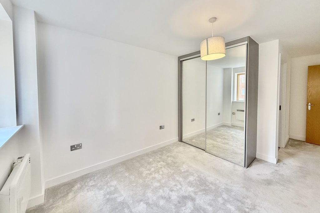 Additional image 11 of 2 bed flat for saleHoneycombe Chine, Boscombe, Bournemouth BH5