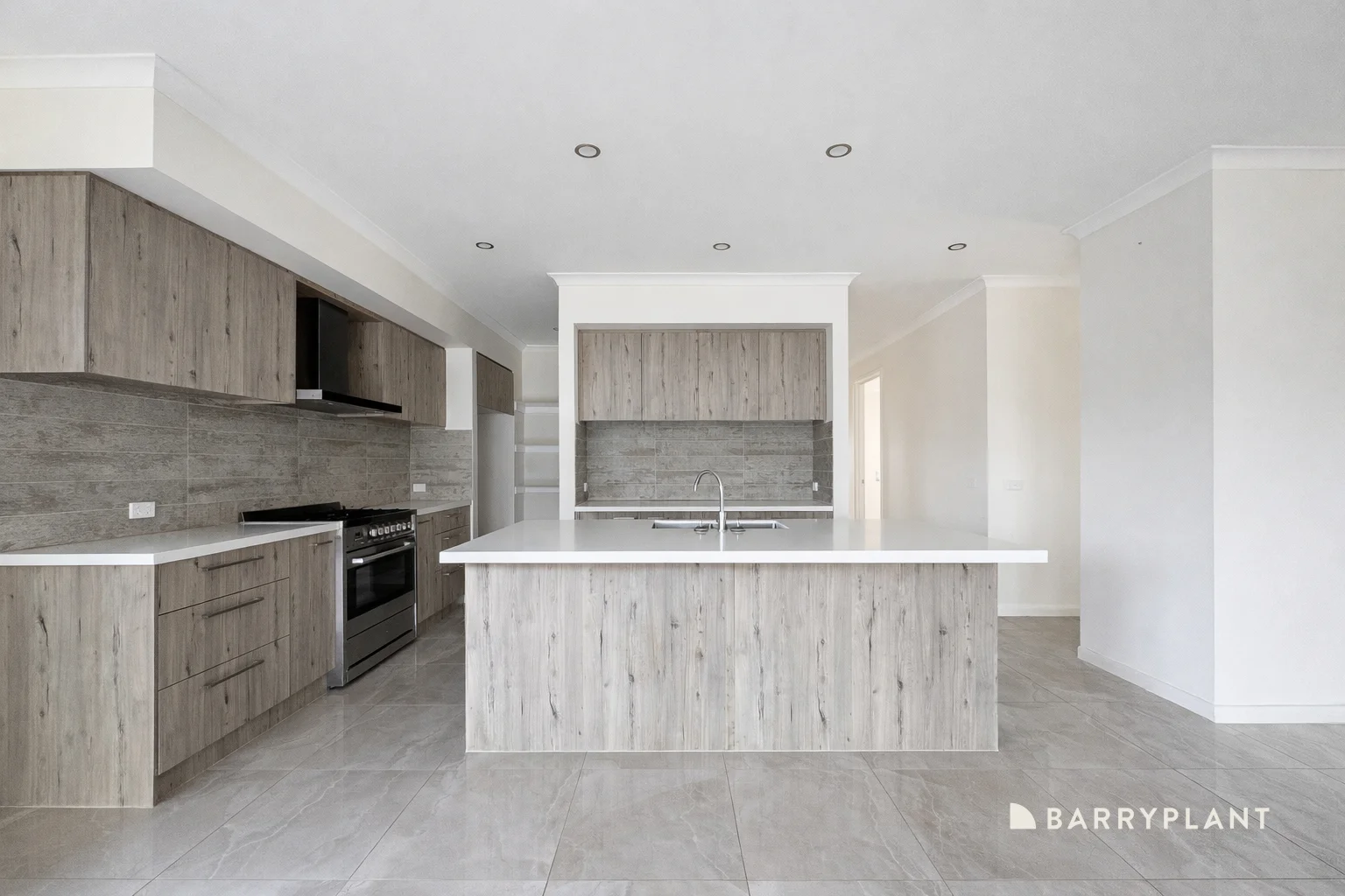 Additional image 2 of 11 Redleaf Avenue, Warragul VIC 3820