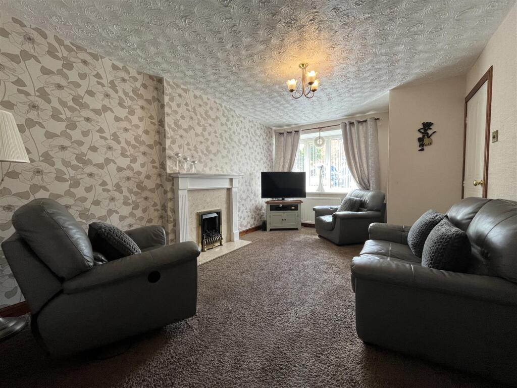 Additional image 3 of Cloverville Approach, Bradford