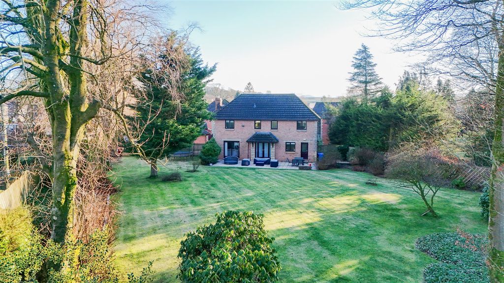 Additional image 2 of 5 bed detached house for saleCullinpark Grove, Strathaven ML10