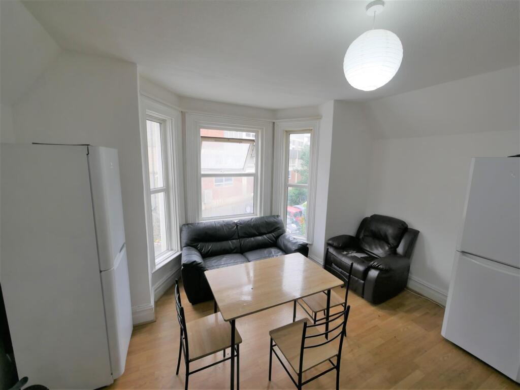 Additional image 3 of The Mount, Bournemouth, BH1