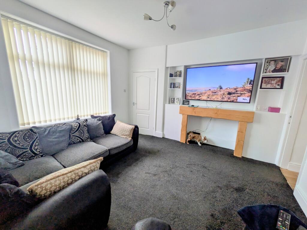 Beacon Grove, Bradford, BD6 photo 4