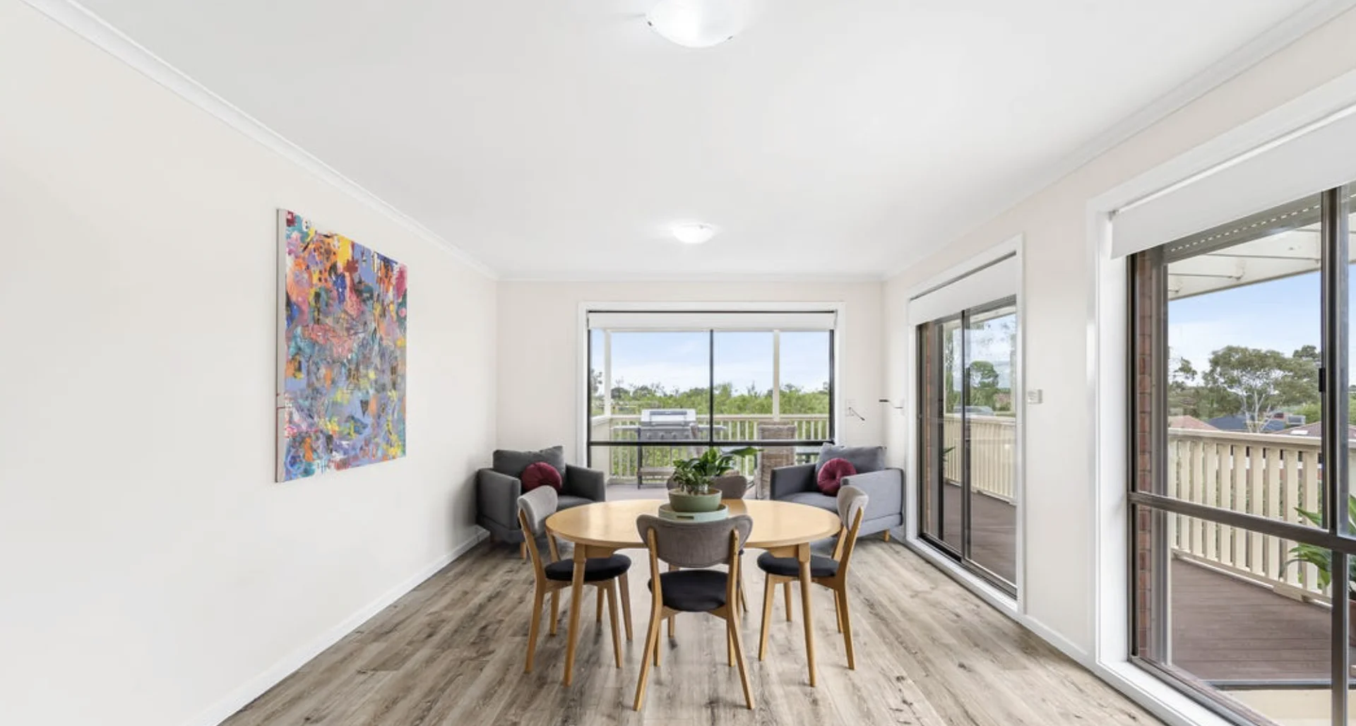 23 Centenary Drive, Mill Park VIC 3082 photo 3
