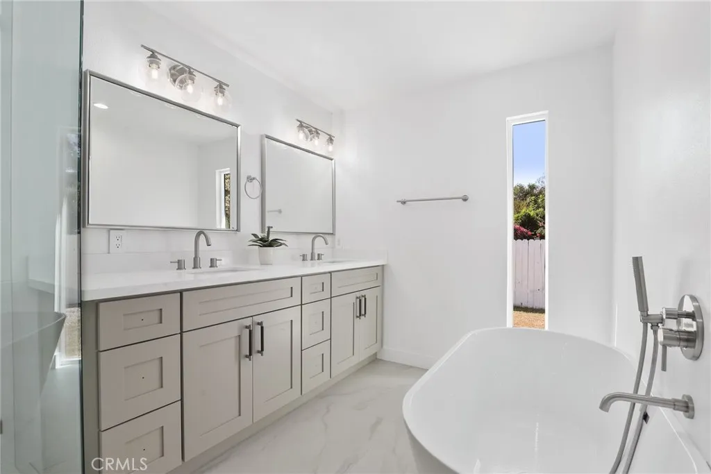 Additional image 10 of 23312 Ostronic Dr, Woodland Hills, CA 91367