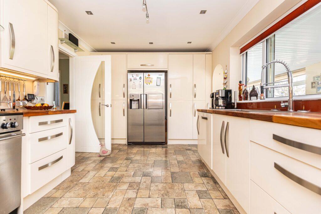 Anstey Road, Northbourne, BH11 9HG photo 3