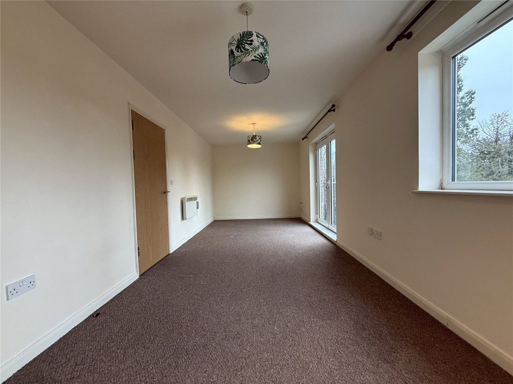 Additional image 4 of 2 bed flat for saleRadbrook Hall Court, Radbrook, Shrewsbury, Shropshire SY3