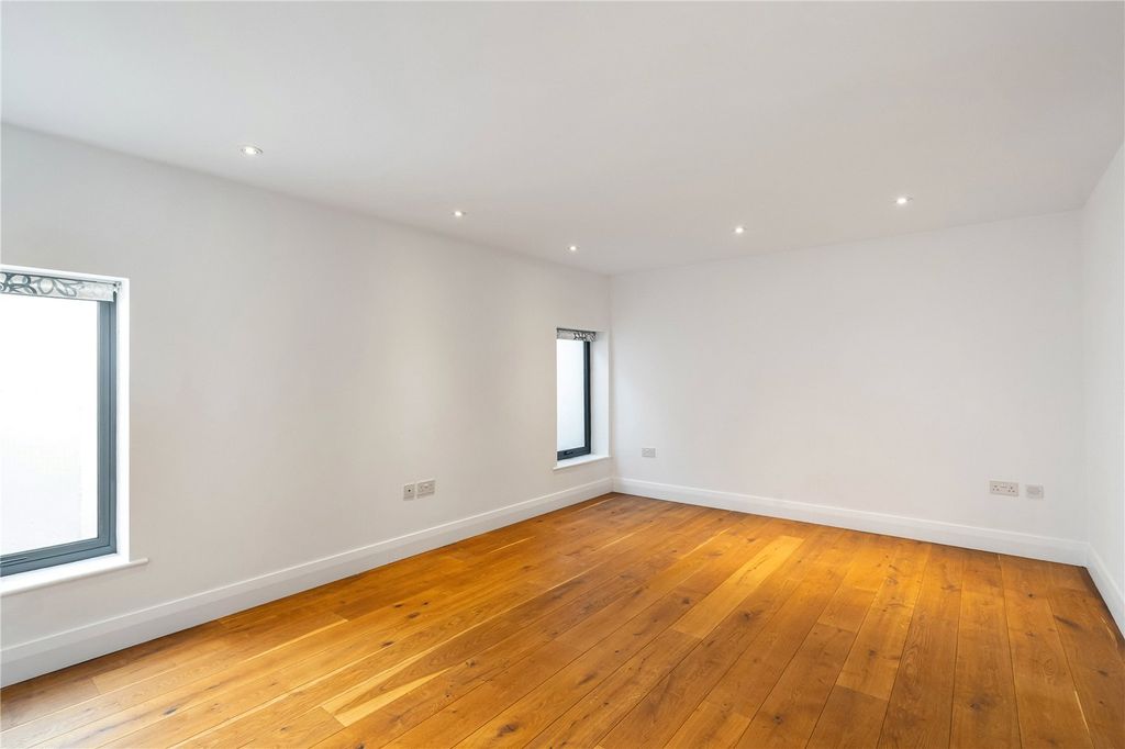 Additional image 7 of 4 bed semi-detached house for salePembroke Vale, Clifton, Bristol BS8